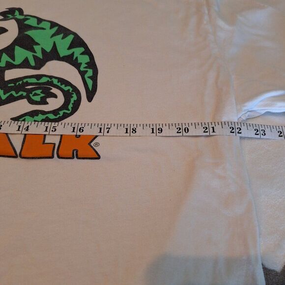 FOREVER 21 X AIR WALK WHITE AND GREEN DINOSAUR GRAPHIC T-SHIRT MENS - Picture 2 of 7